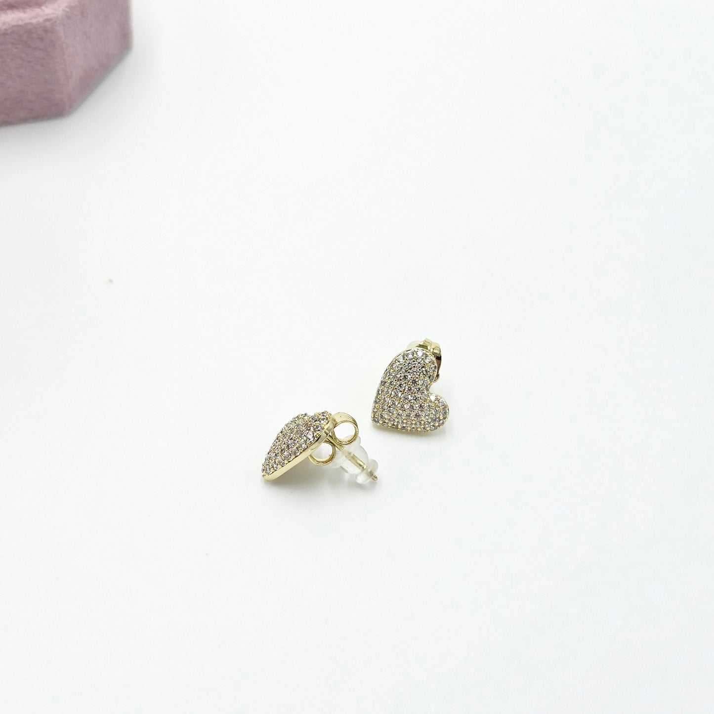 heart earring. size small