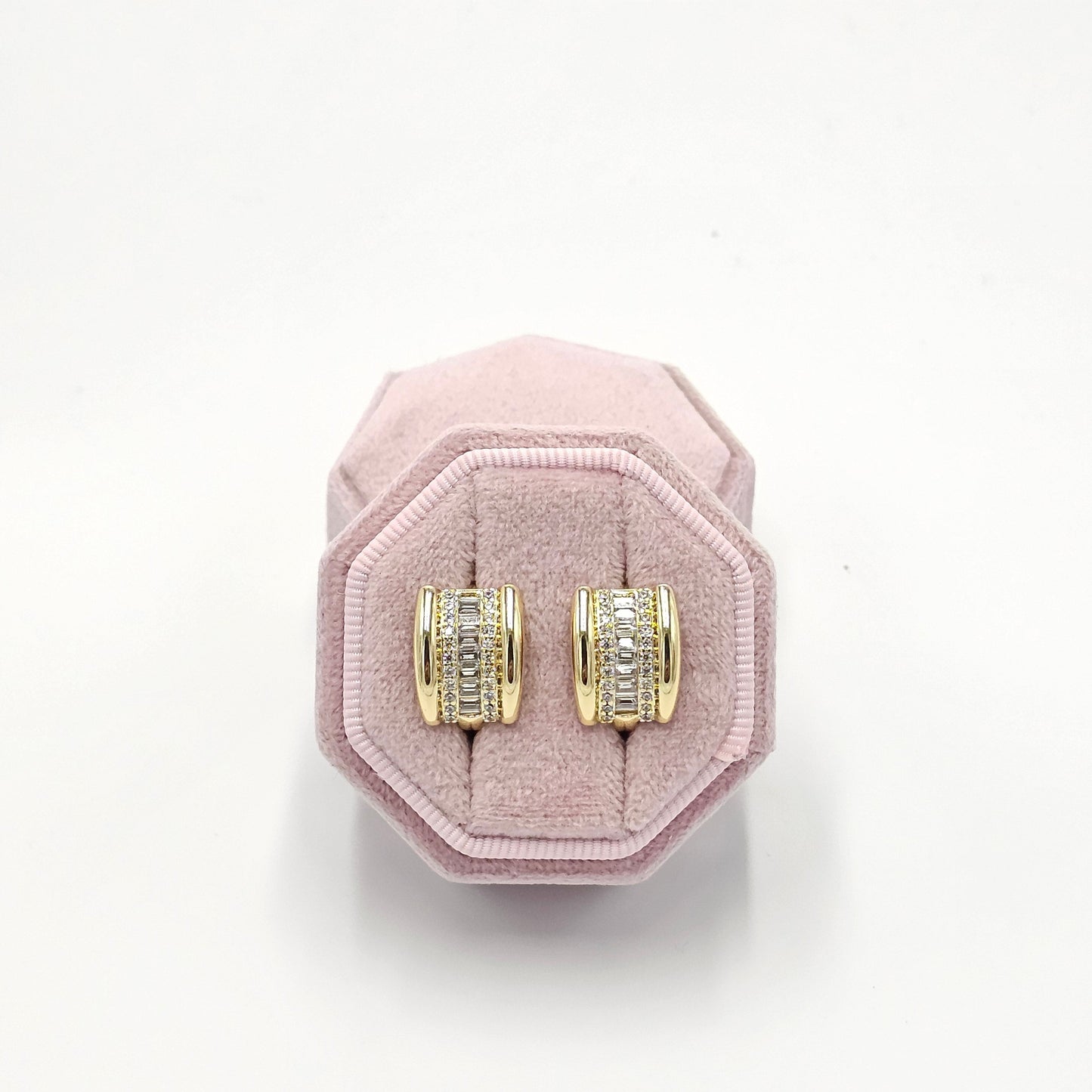 clear zircon earrings. size small