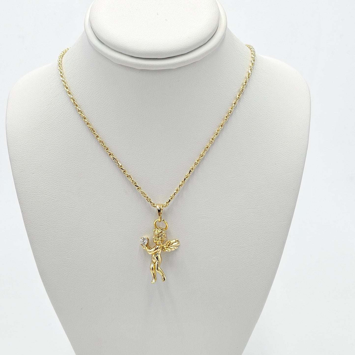 Angel pendant and chain. size 18 inches