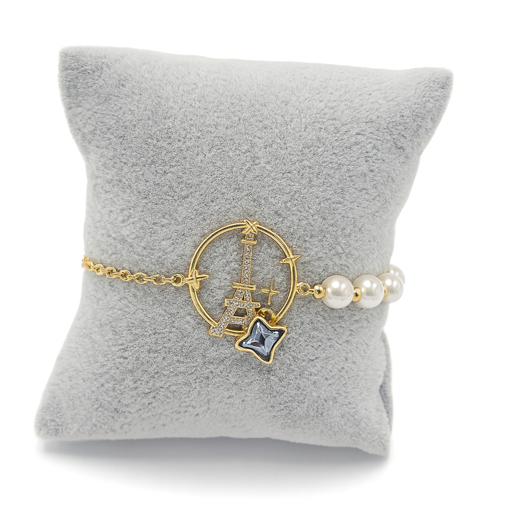 Eiffel tower bracelet. size 19 cm