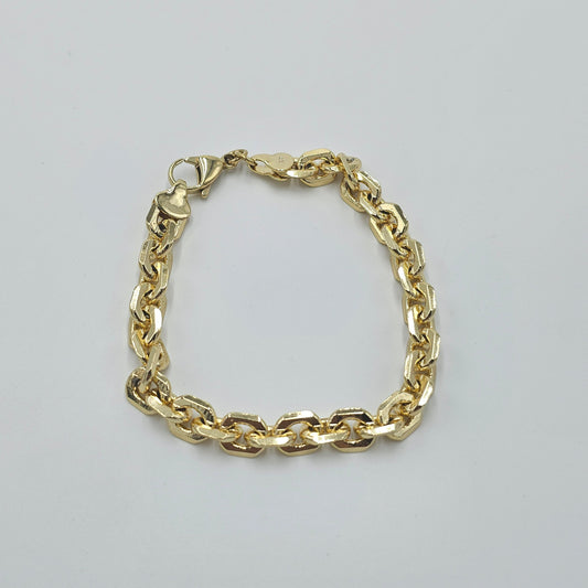 simple bracelet. size 19 cm