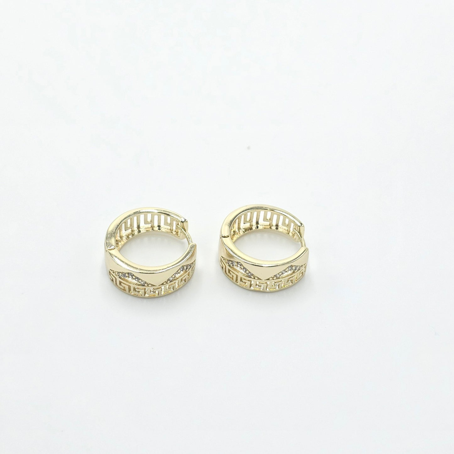 small hoop earring. size small