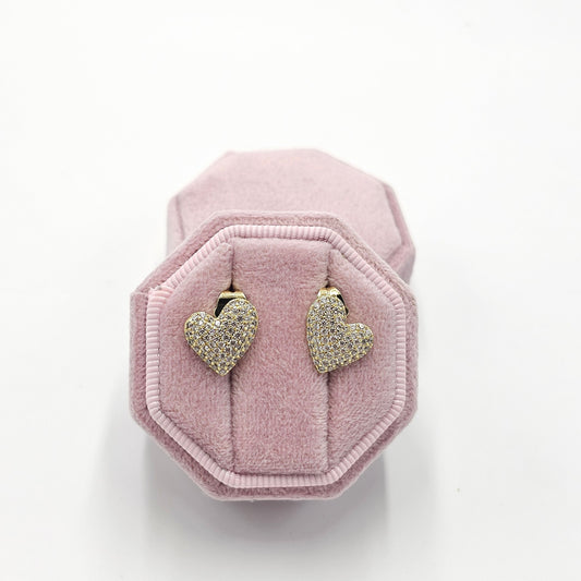heart earring. size small