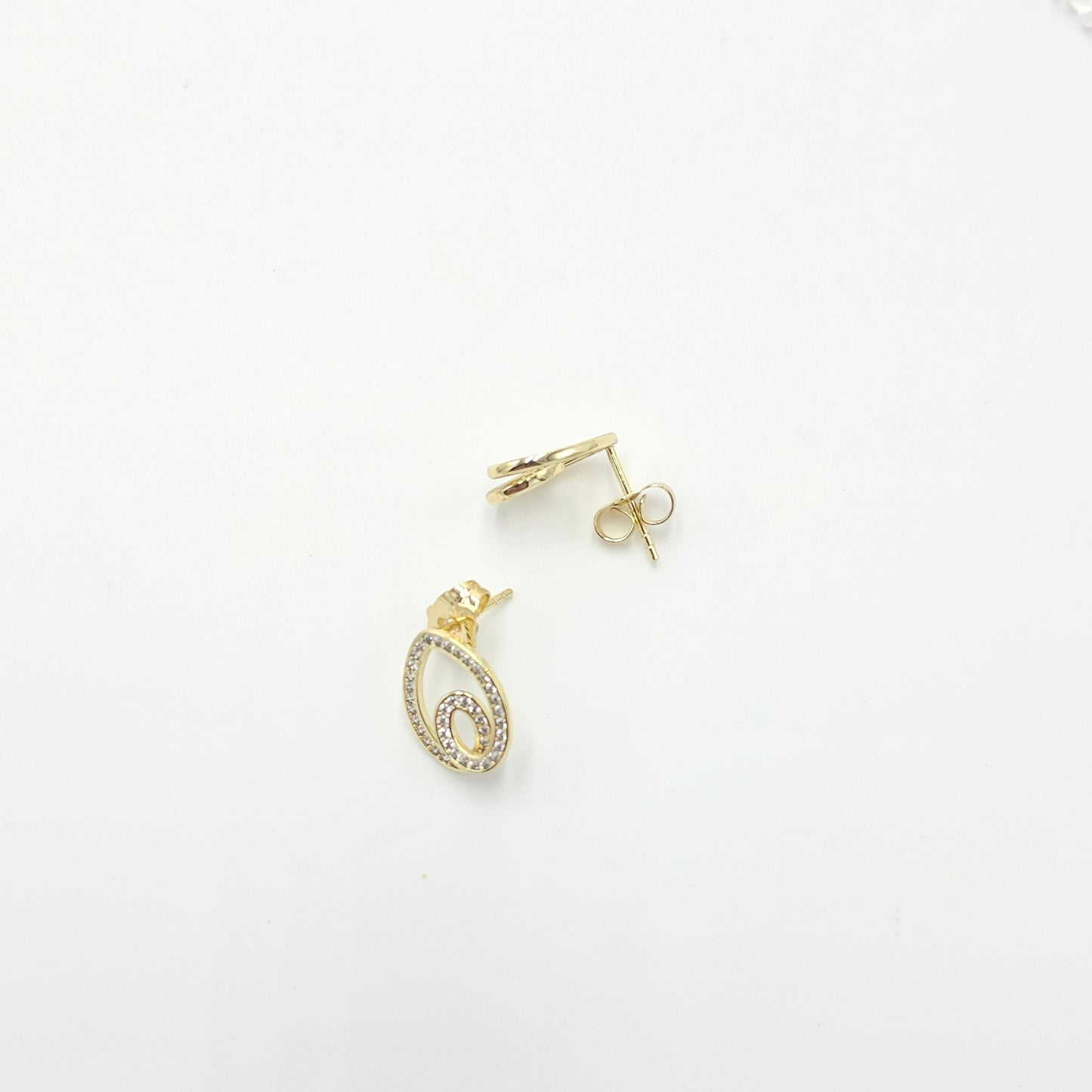 zircon bracelet. size medium