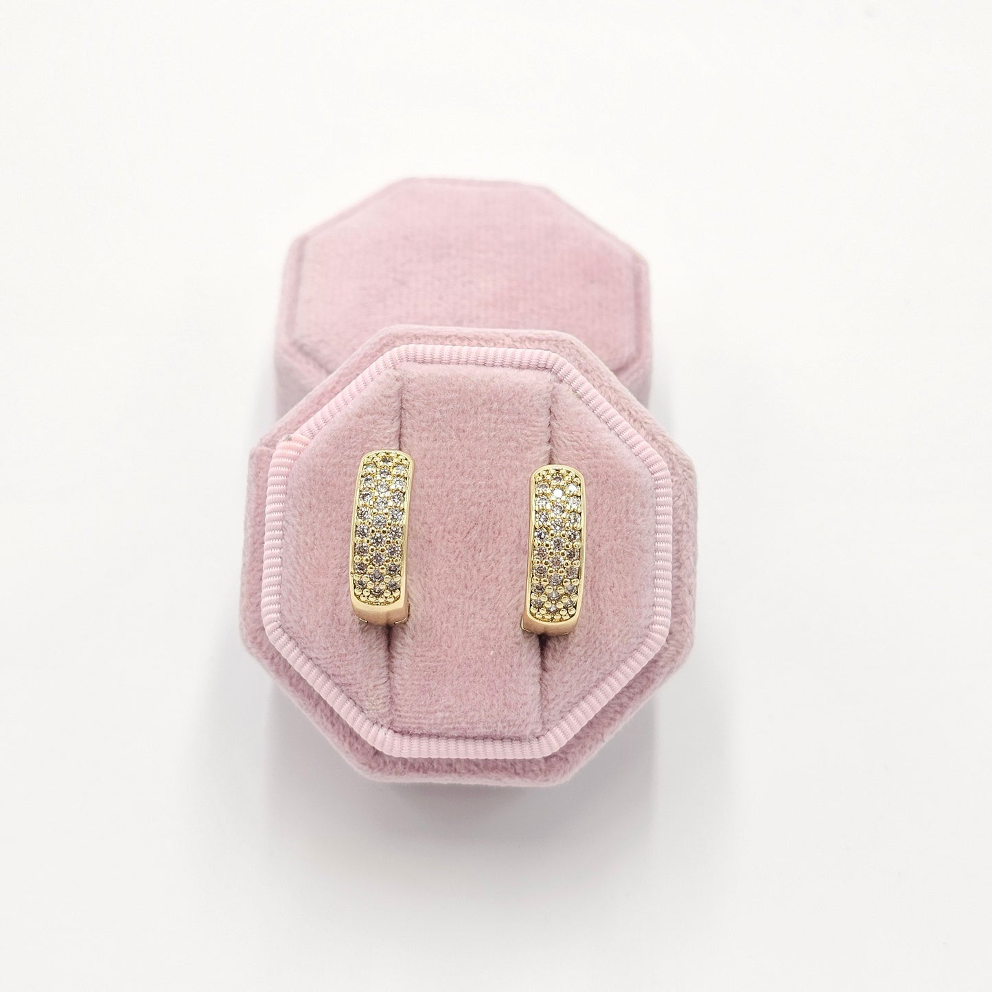 small hoops earrings. size small