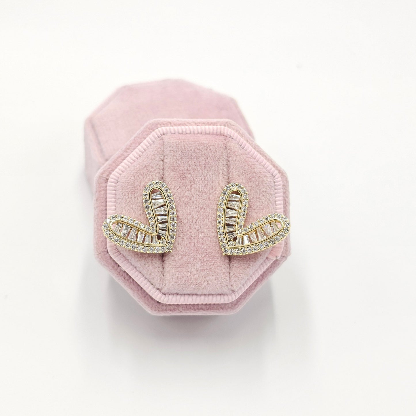 clear zircon earrings. size small