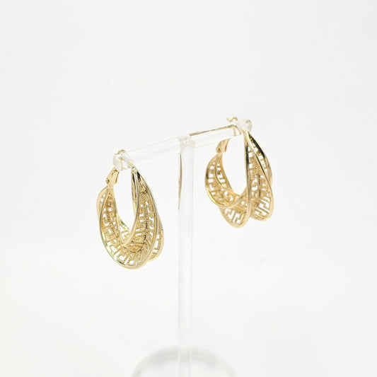 medium hoops earrings.