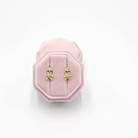 Skulls earrings. size small