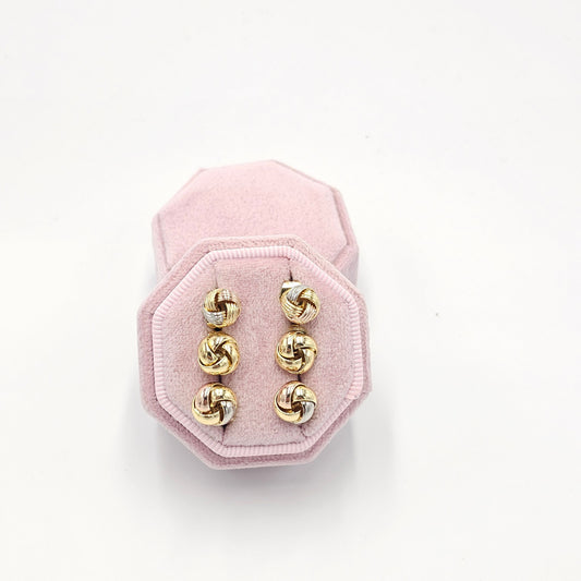 Nudo earrings. size small