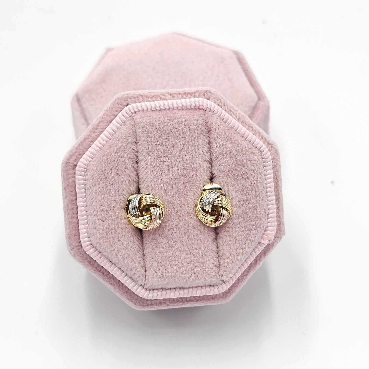Nudo earrings. size small