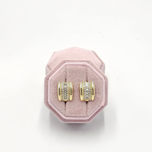 clear zircon earrings. size small