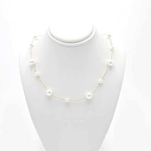 fashion pearl necklace. size 45 cm