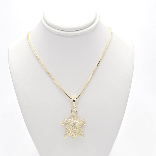 Turtle pendant and chain. chain size 60cm