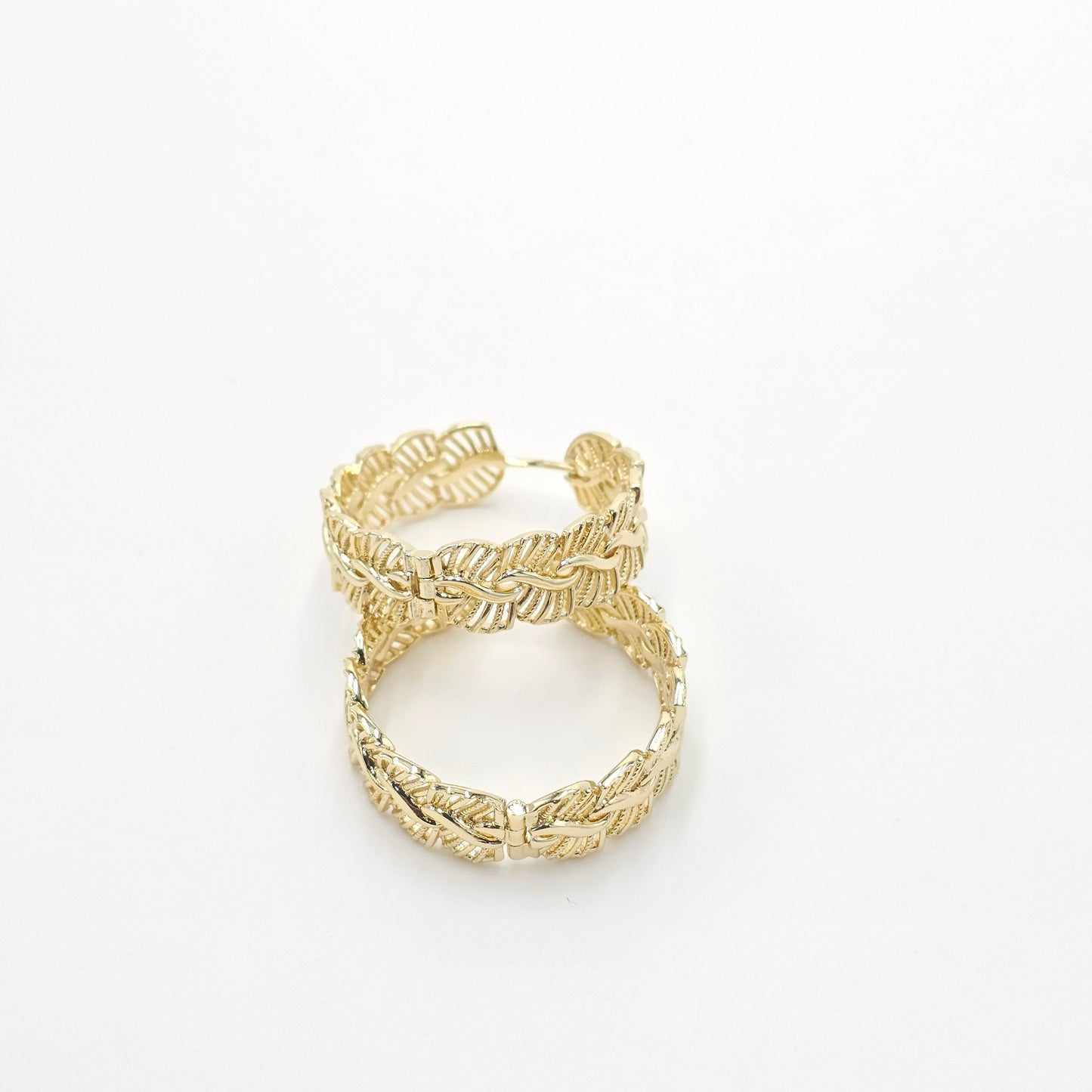 floral golden hoops. size medium