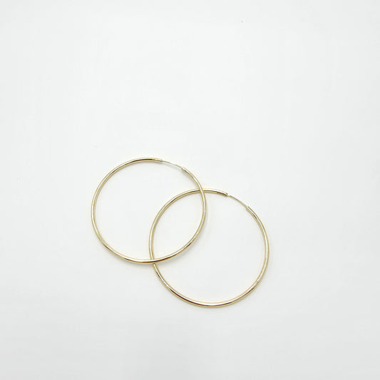 plain hoops earrings. size big