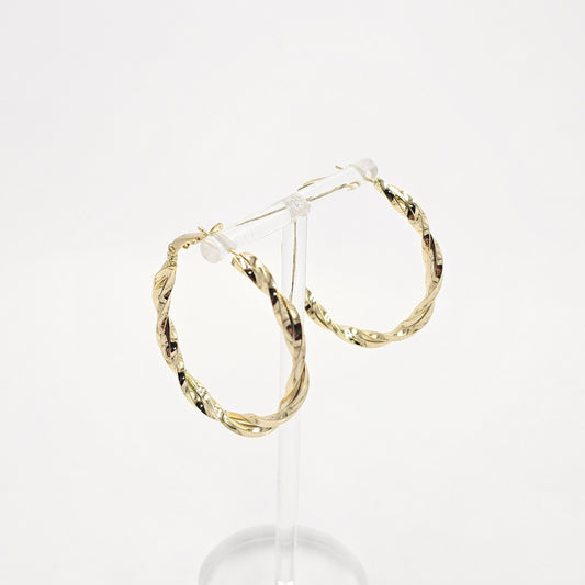 golden hoops earrings. size medium
