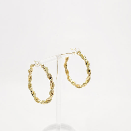 golden hoops earrings. size medium