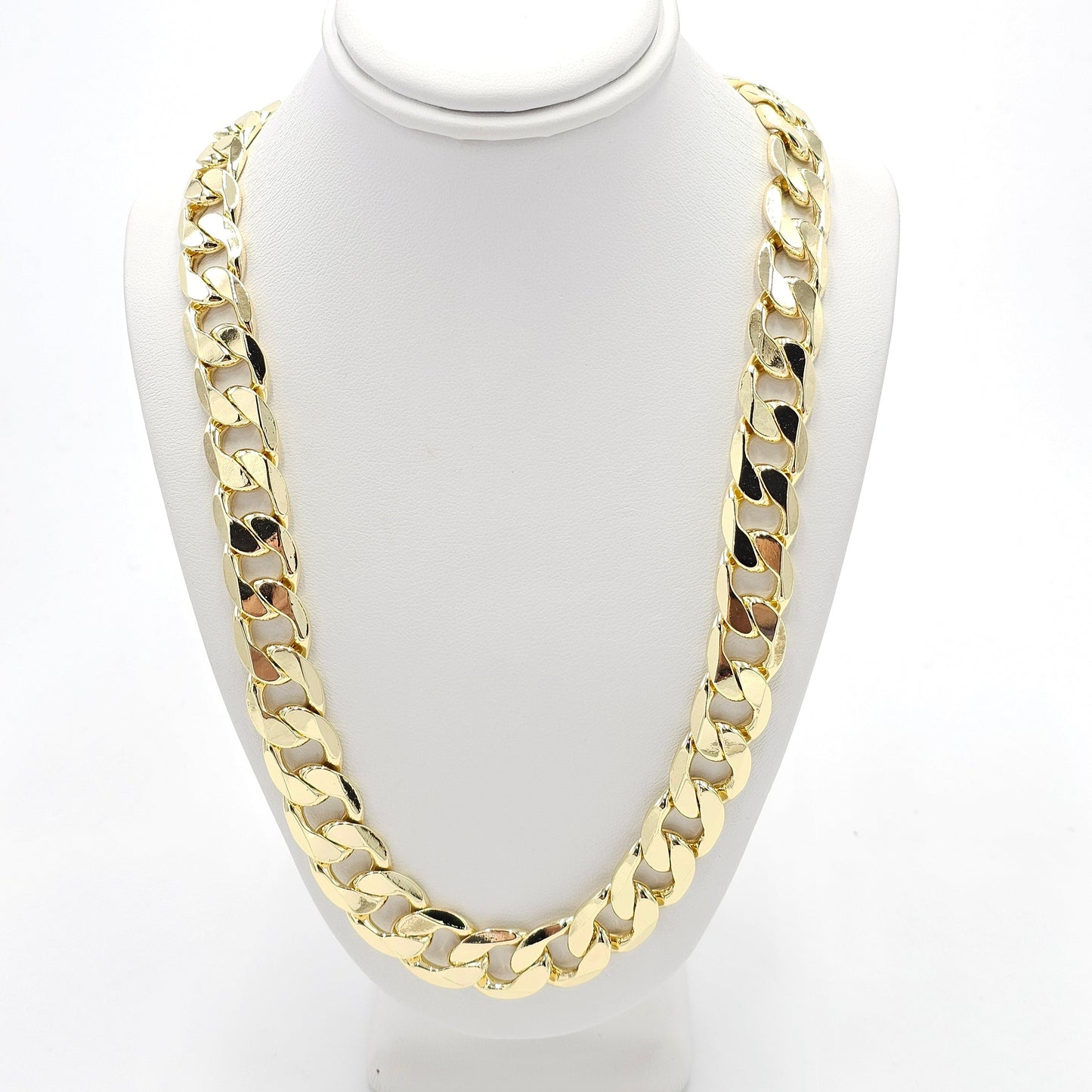 men cuban chain. size 26 inches