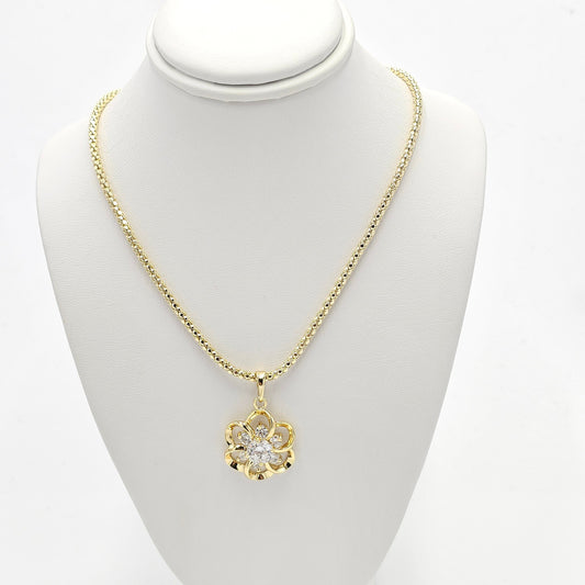 flower pendant and chain. size 18 inches