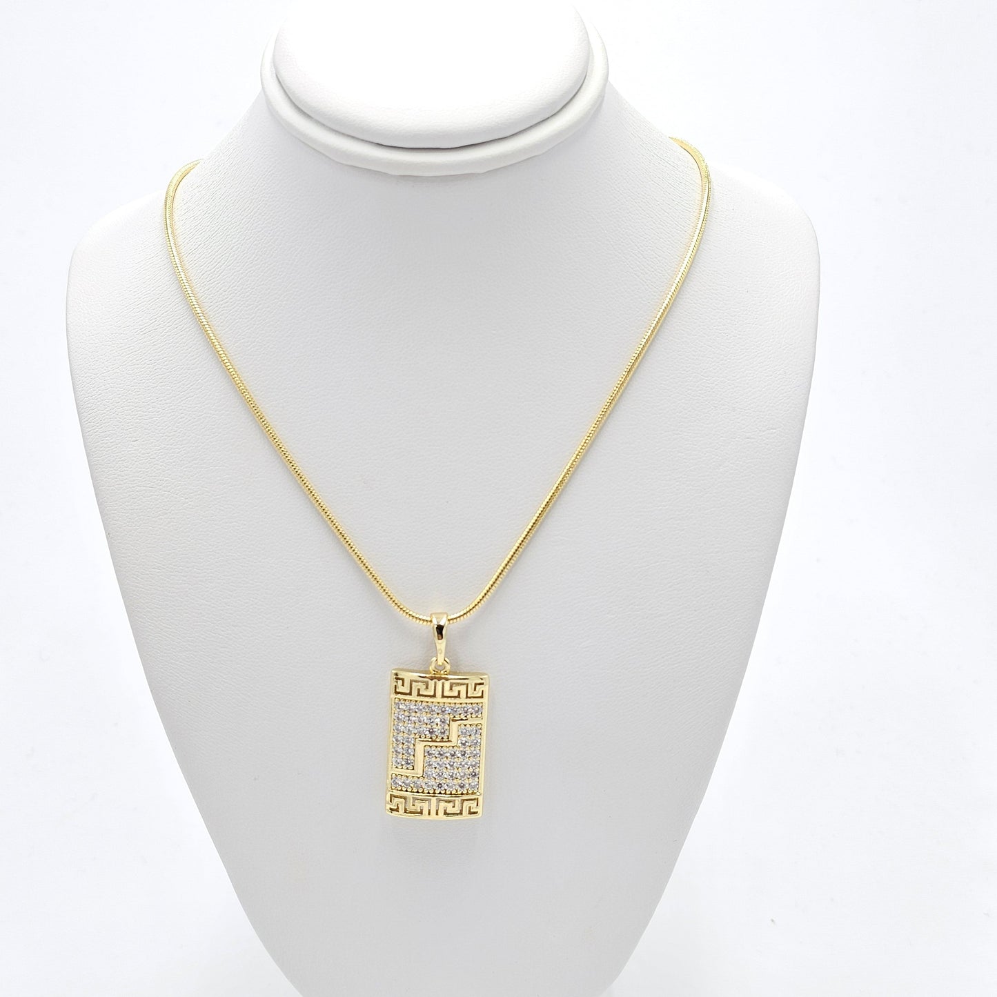 zircon pendant and chain. size 21 inches