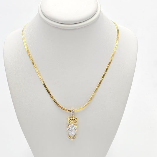 Owl pendant and chain. size 18 inches