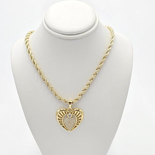 heart pendant and torzal chain. size 18 inches