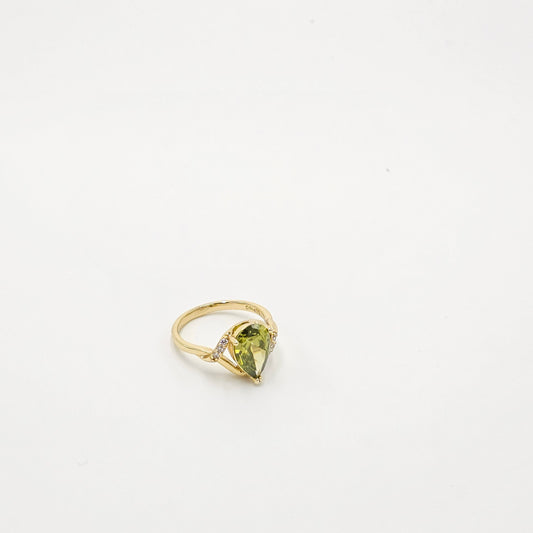 olive zircon ring