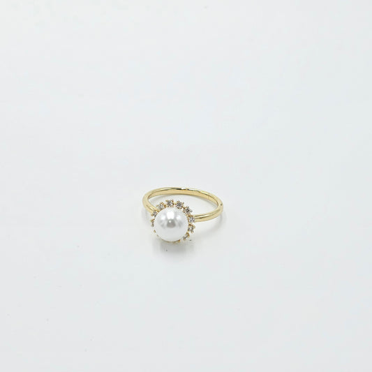 Fashion pearl ring. gold plate 14k