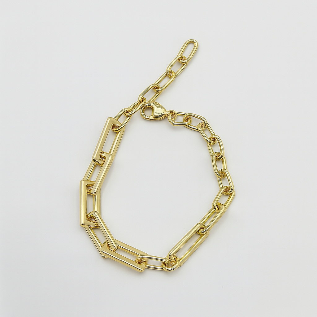Paperclip bracelet. size 19 cm
