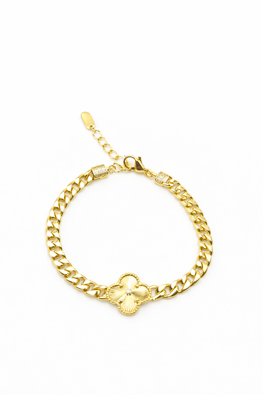 golden color clover bracelet gold plated size 6 to 8 inches