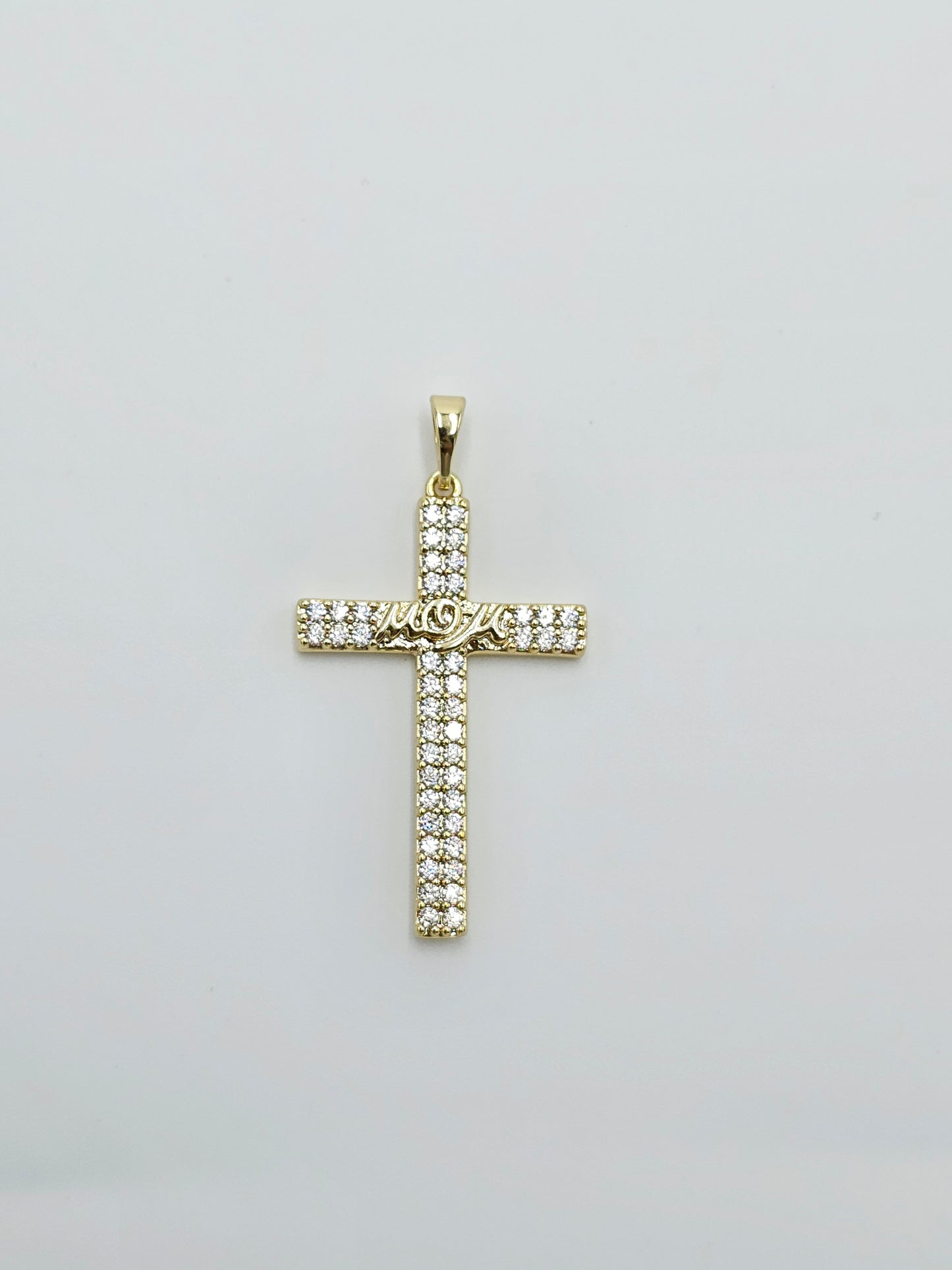 Mom cross. 4 cm (chain not include)