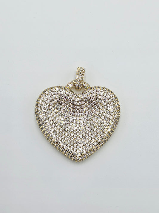 Heart pendant. (chain not included)