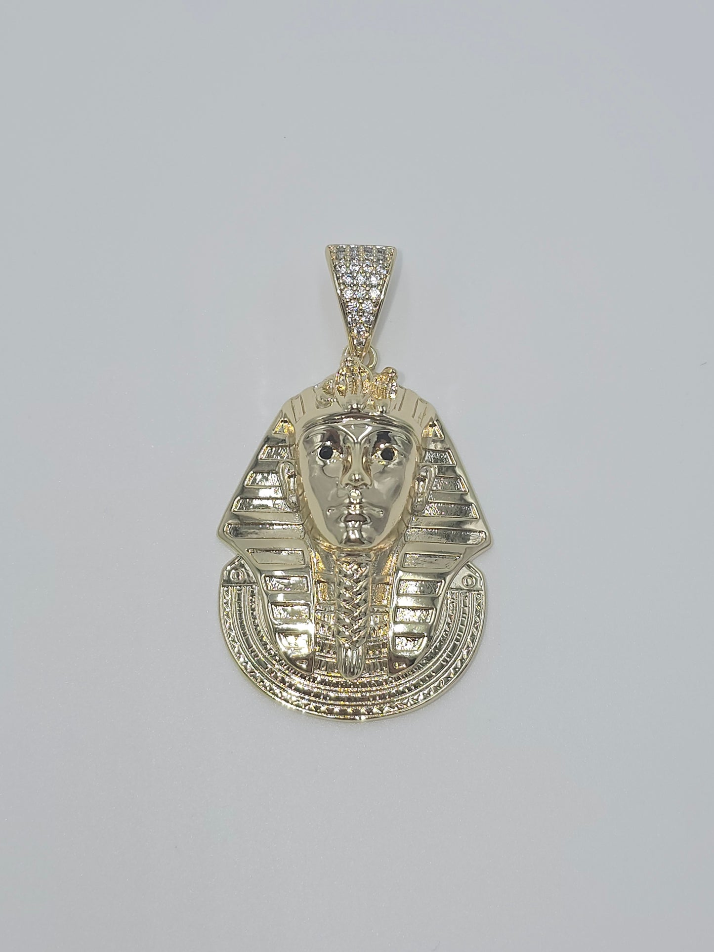 Pharaoh pendant