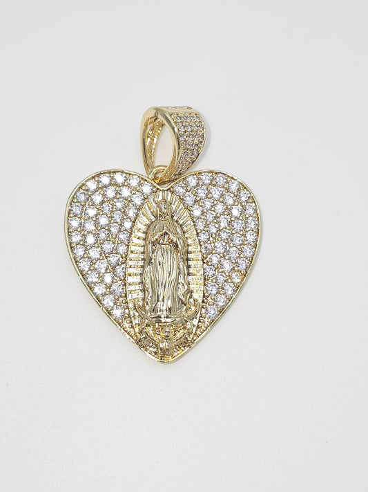 Heart and virgen. (Chain not included)